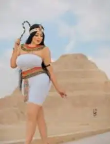 Pyramids Fashion