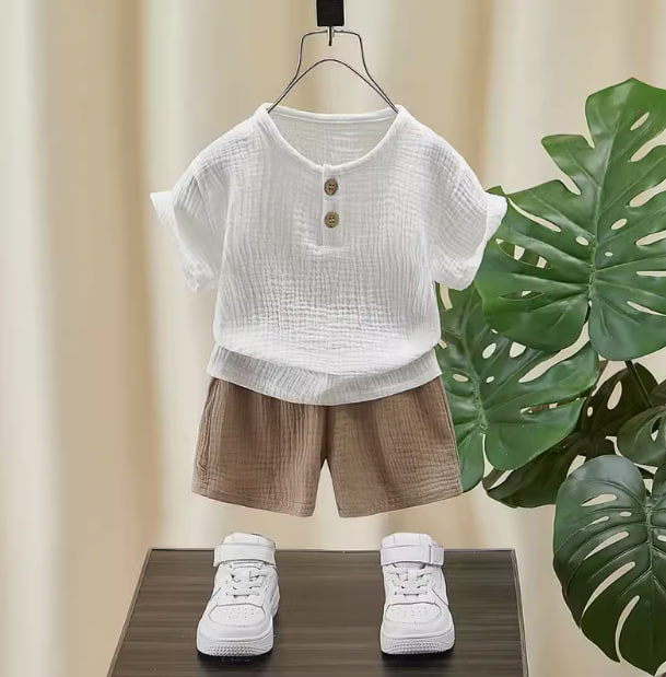 French trendy children's clothing boys short-sleeved summer suits 2024 new children's baby summer clothes boys children summer